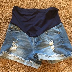 Pinkblush Maternity shorts